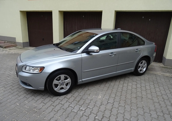 Volvo S40 cena 19900 przebieg: 250000, rok produkcji 2009 z Puławy małe 326